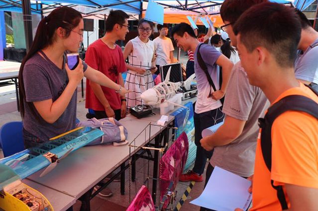 http://news.xmu.edu.cn/_upload/article/images/16/a0/abe30e404f059bdc14354b1852d4/e48c49fd-06e0-4b31-9ce0-555da89ed730.jpg